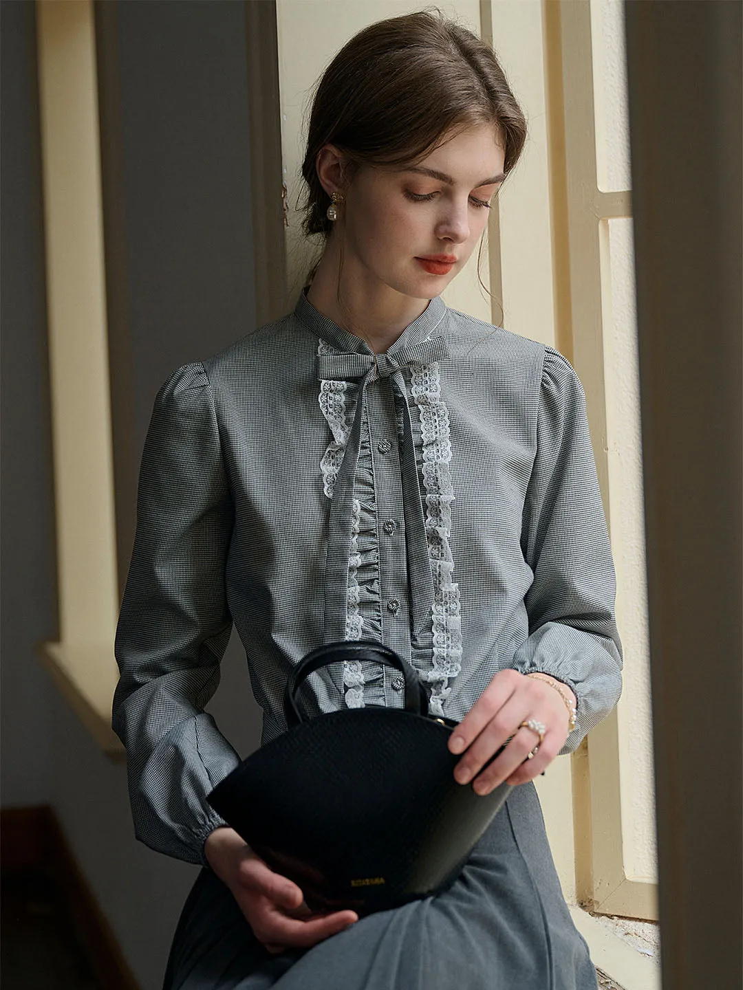 【Final Sale】Reagan Bow Lace Contrasting Houndstooth Blouse